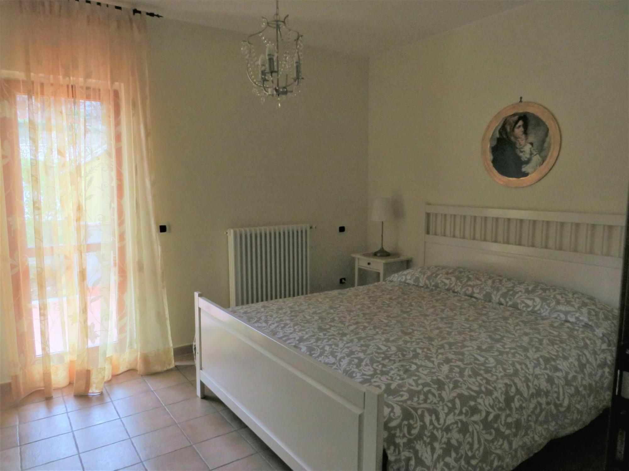 4Flats In Orto Di Venanzio Apartment Barrea Room photo
