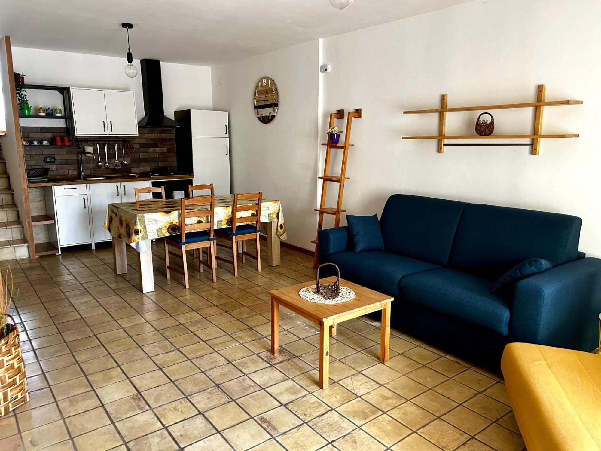 4Flats In Orto Di Venanzio Apartment Barrea Exterior photo